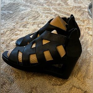 Arche Black Wedge Sandals size 38